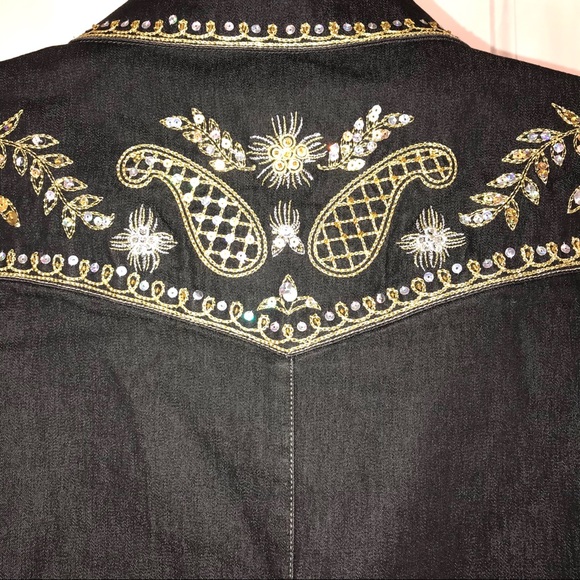 Victor Costa Embroidered Denim Jacket - Picture 8 of 13